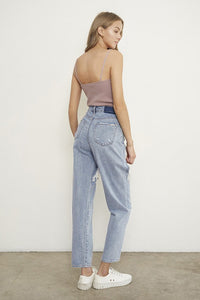 HIGH RISE STRAIGHT JEANS