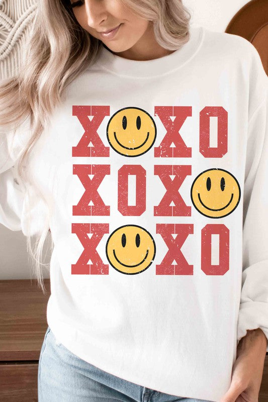 XOXO HAPPY FACE Graphic Sweatshirt