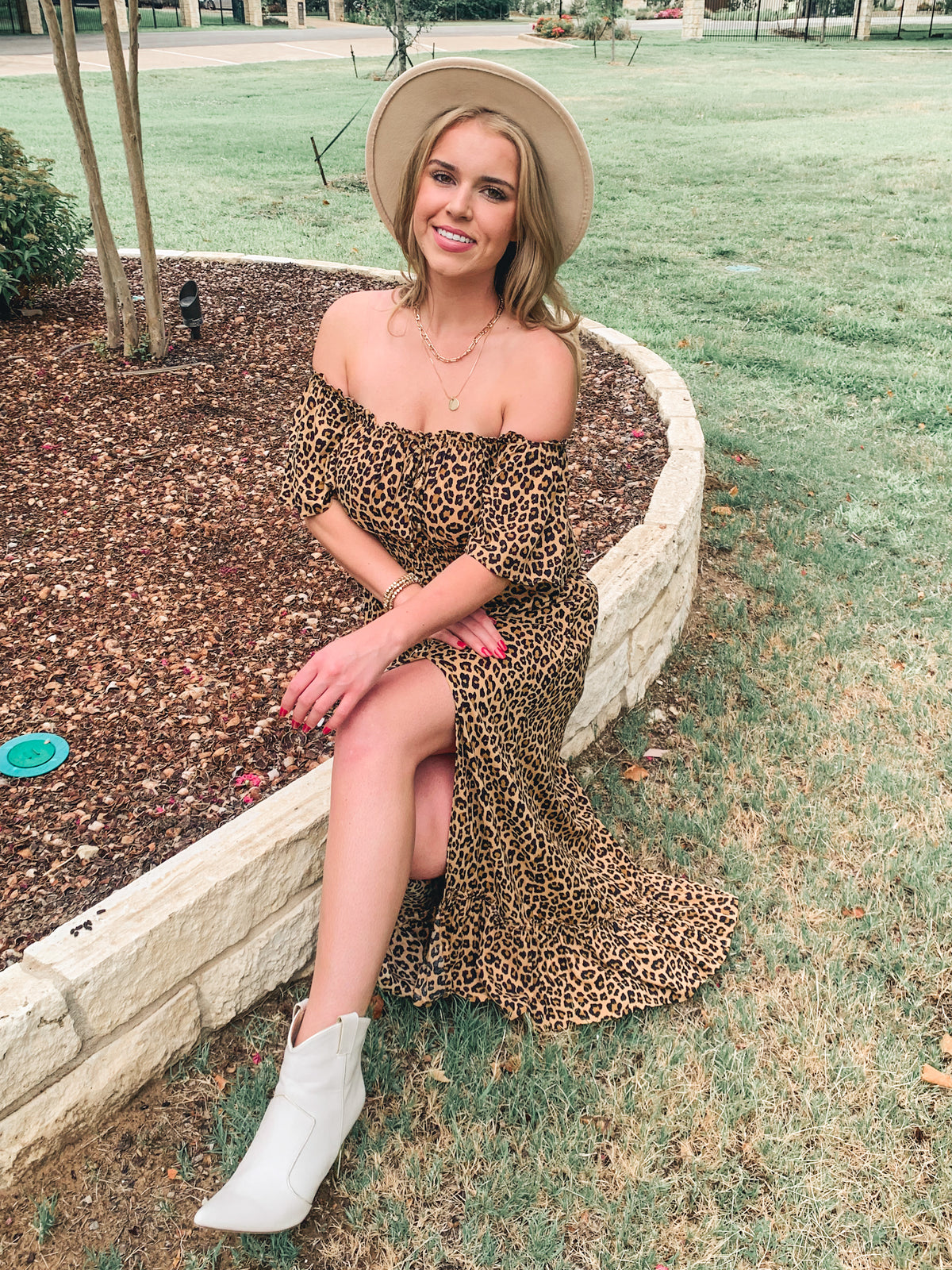 OFF THE SHOULDER ANIMAL PRINT WOVEN DRESS