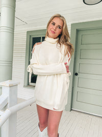 SOLID TURTLE NECK CUTOUT LONG SLEEVE SWEATER