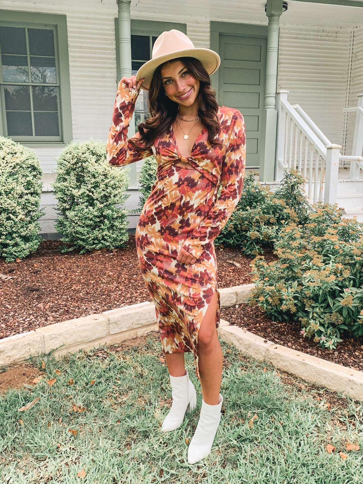 ABSTRACT PRINT FRONT TWIST CUT OUT MIDI DRESS