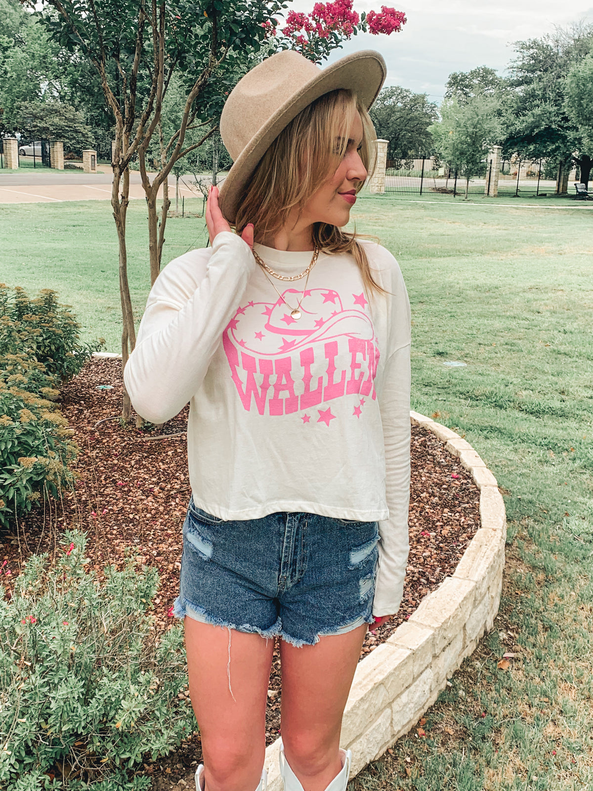 Wallen Cowboy Hat Graphic Tee