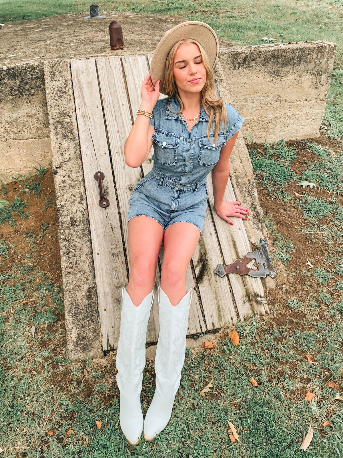 DENIM COLLARED BUTTON DOWN ROMPER
