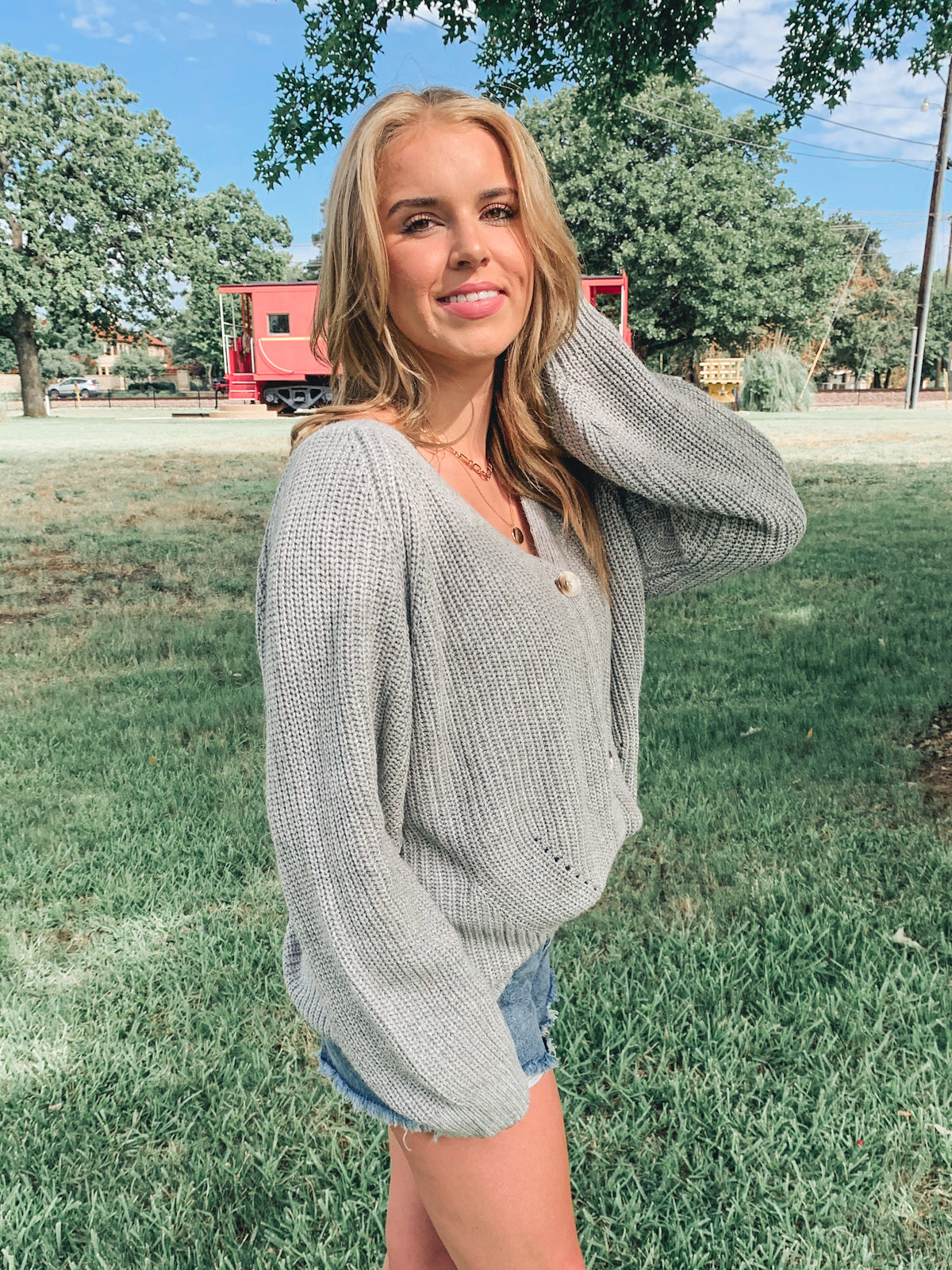 GREY V NECK BUTTONED LANTERN SLEEVE SWEATER