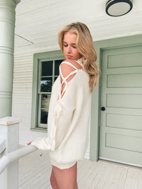 SOLID TURTLE NECK CUTOUT LONG SLEEVE SWEATER