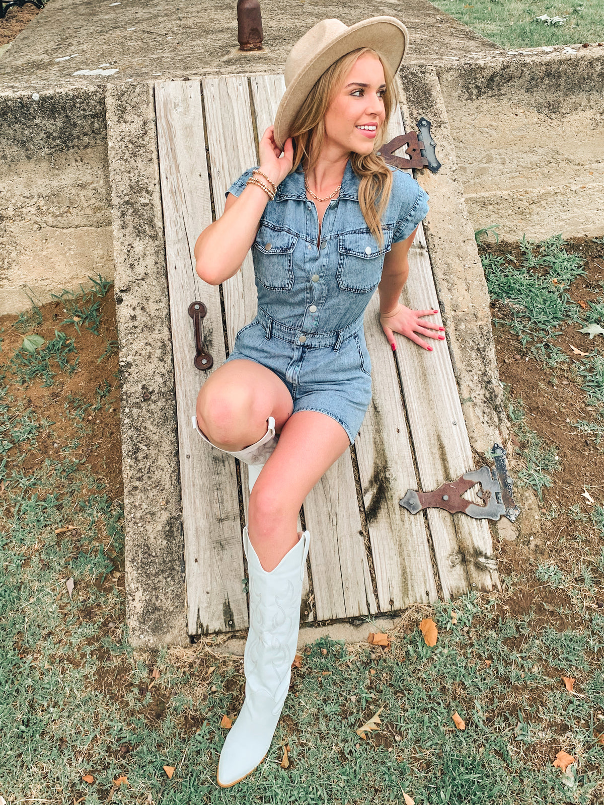 DENIM COLLARED BUTTON DOWN ROMPER