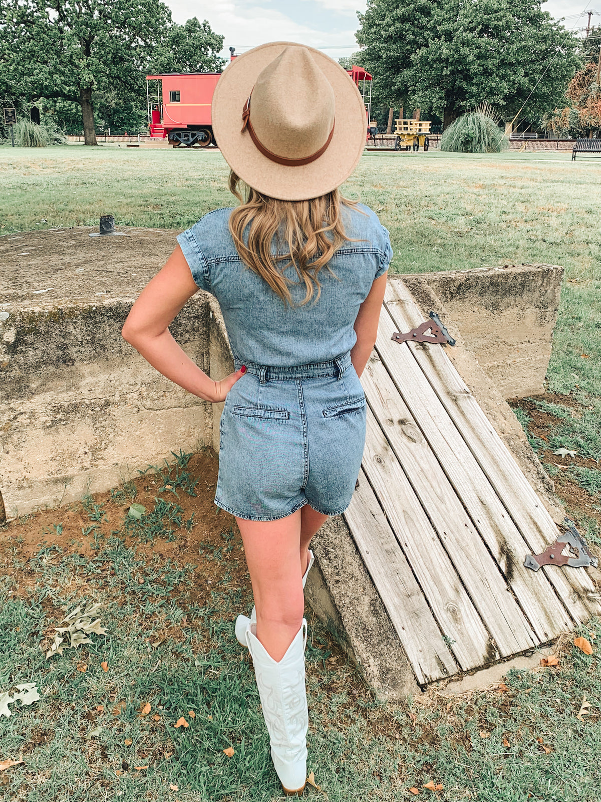 DENIM COLLARED BUTTON DOWN ROMPER
