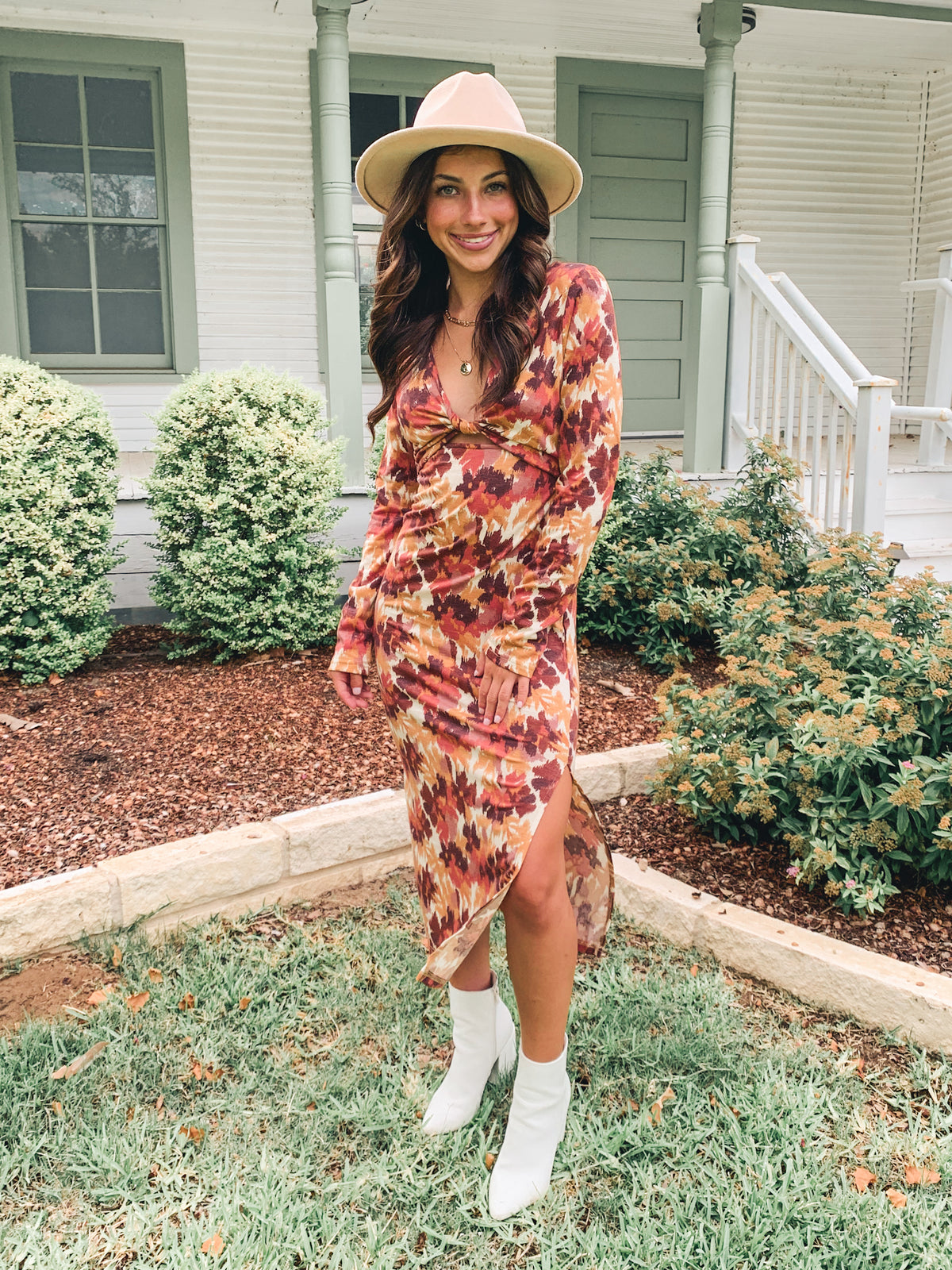 ABSTRACT PRINT FRONT TWIST CUT OUT MIDI DRESS