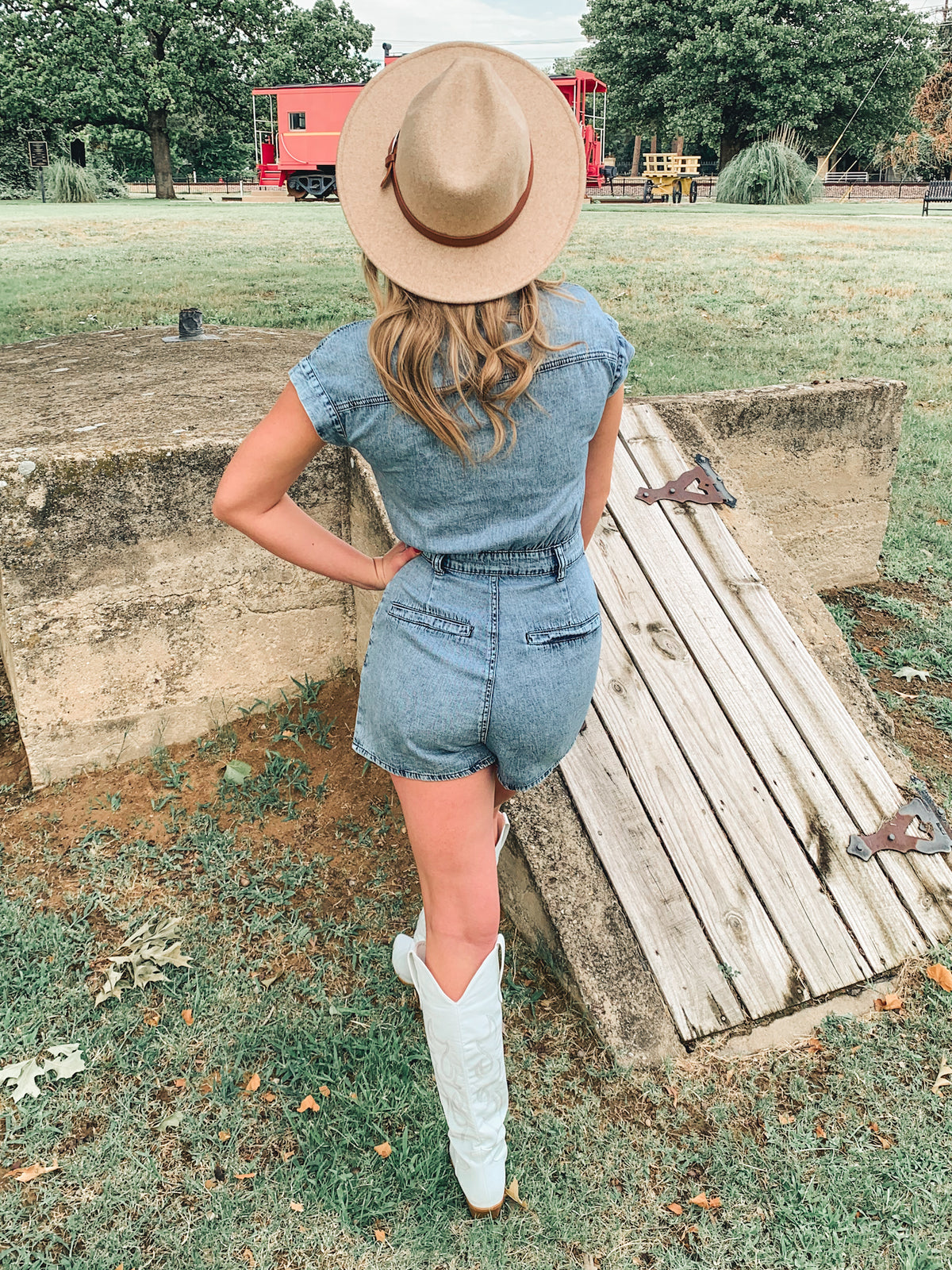 DENIM COLLARED BUTTON DOWN ROMPER