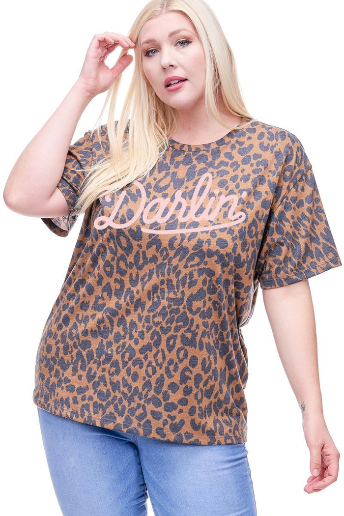 DARLIN' PLUS SIZE GRAPHIC TEE