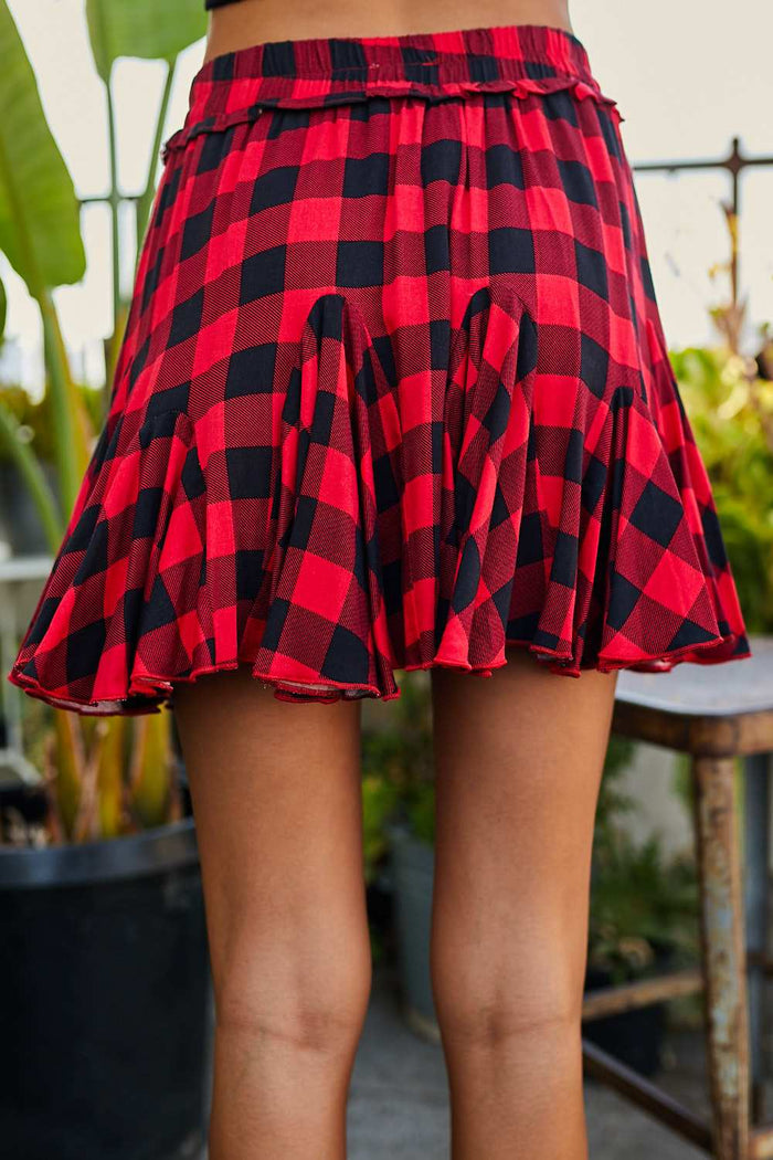 RUFFLE PLAID SKORT