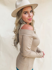 MOCHA RIB KNIT CROSS NECK BANDED TOP