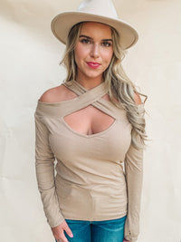 MOCHA RIB KNIT CROSS NECK BANDED TOP