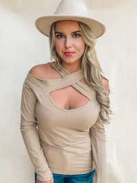MOCHA RIB KNIT CROSS NECK BANDED TOP