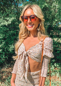 MULTI FLORAL SWEETHEART FRONT TIE CROP TOP