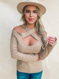 MOCHA RIB KNIT CROSS NECK BANDED TOP