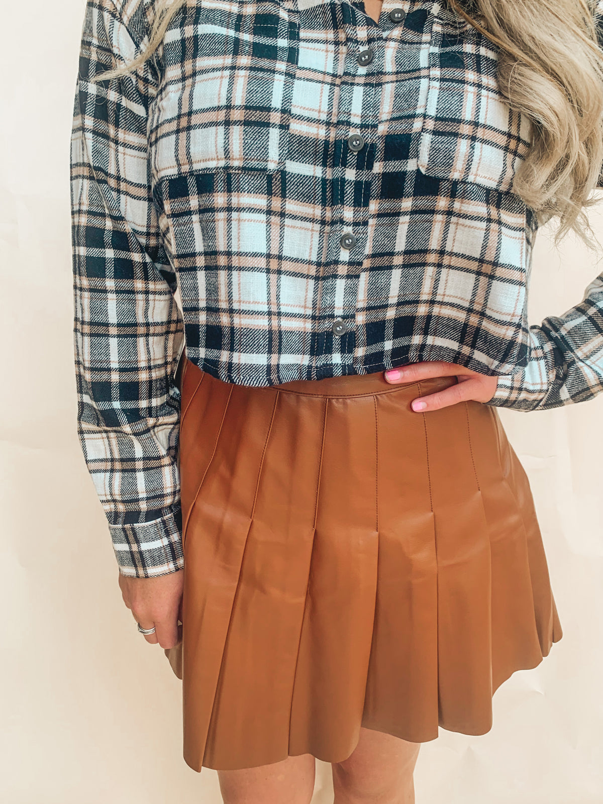 BROWN HIGH RISE LEATHER PLEATED MINI SKIRT