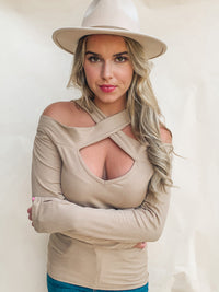 MOCHA RIB KNIT CROSS NECK BANDED TOP