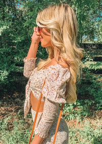 MULTI FLORAL SWEETHEART FRONT TIE CROP TOP