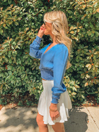 SMOCKED CHAMBRAY BUTTON CROPPED BLOUSE