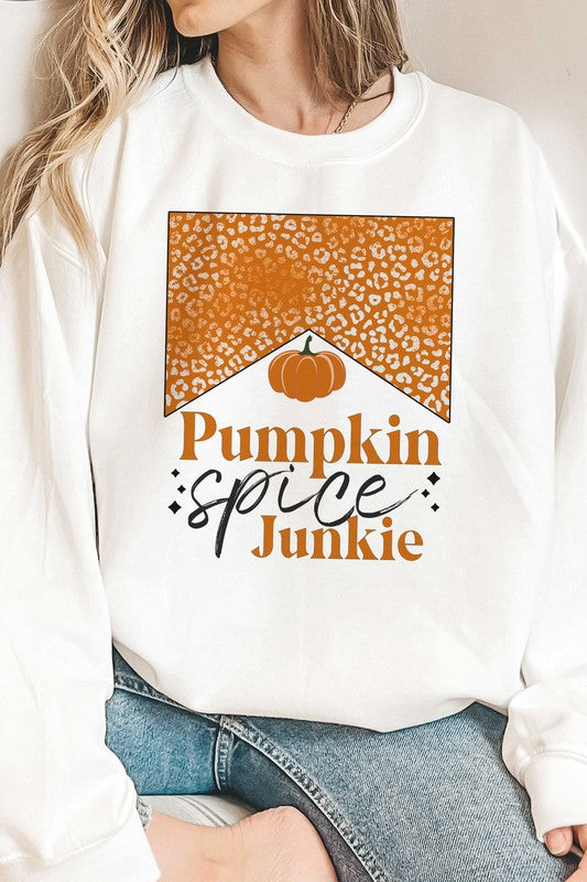 LEOPARD PUMPKIN SPICE JUNKIE GRAPHIC SWEATSHIRT