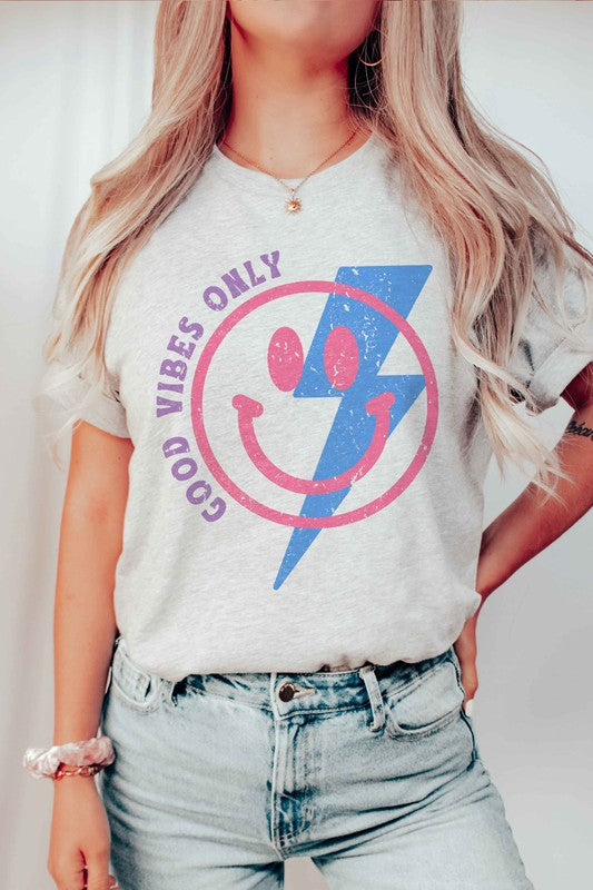 GOOD VIBES ONLY HAPPY FACE GRAPHIC TEE