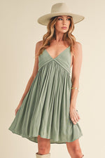 PALE GREEN