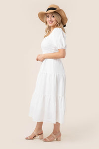 Tiered long dress with puff sleeves