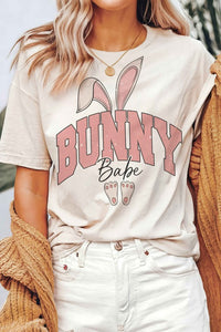 BUNNY BABE Graphic Tee