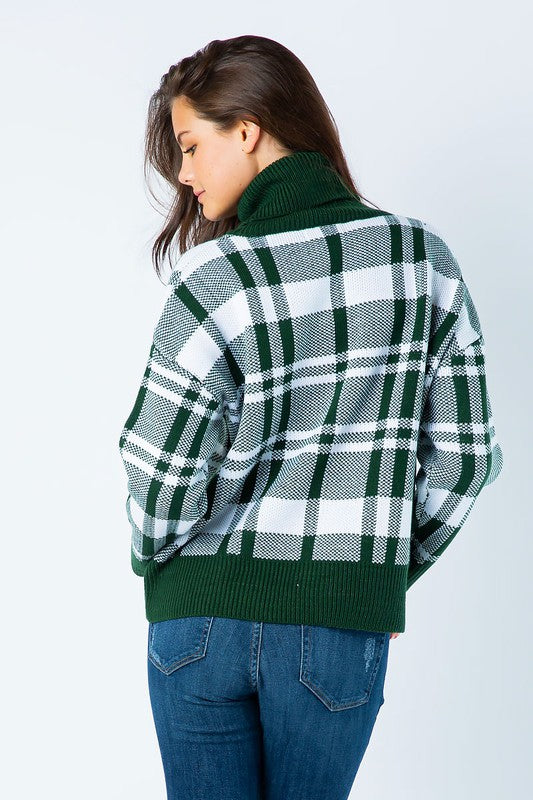 GREEN PLAID TURTLENECK PULLOVER SWEATER