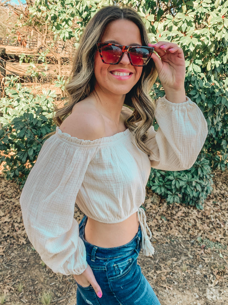 WHITE LONG SLEEVE OFF SHOULDER CROPPED TOP