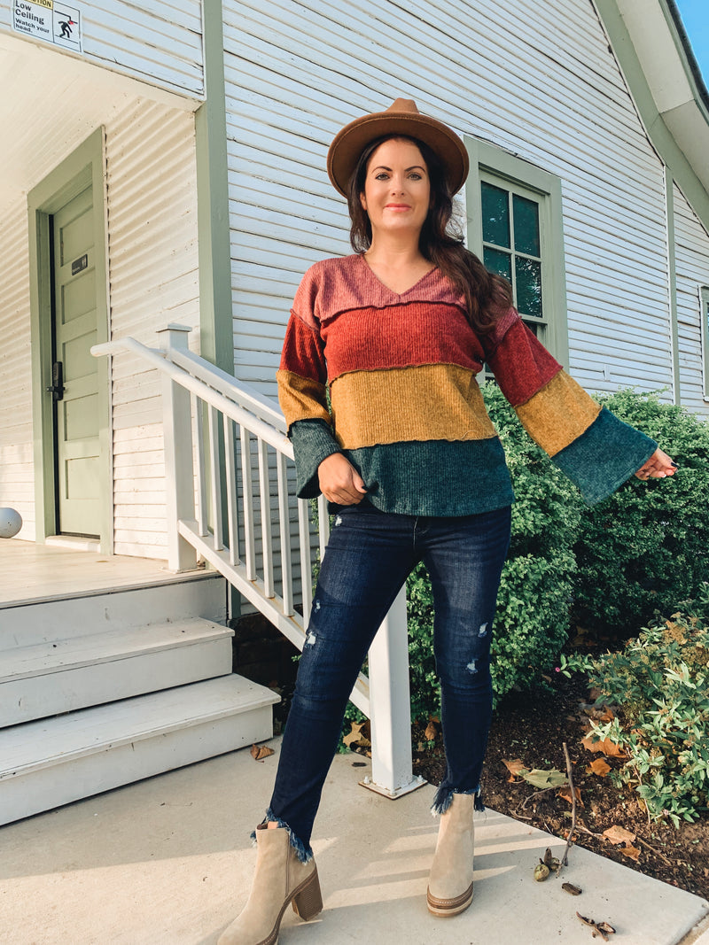 BRUSHED COLOR BLOCK SWEATER