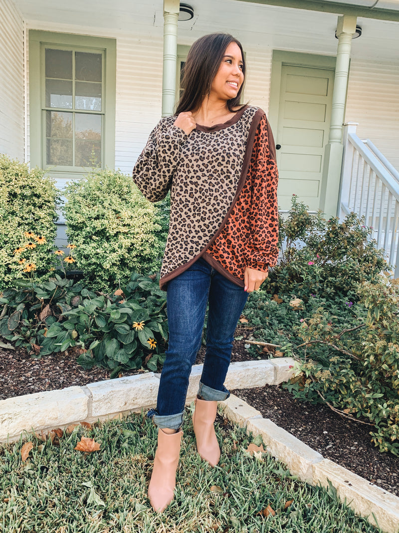 LEOPARD PRINT FRENCH TERRY SWEATER