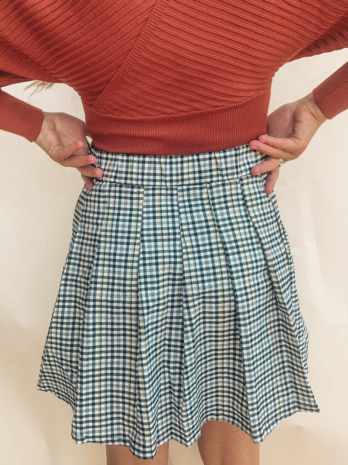 Black Plaid Pleated Mini Skirt
